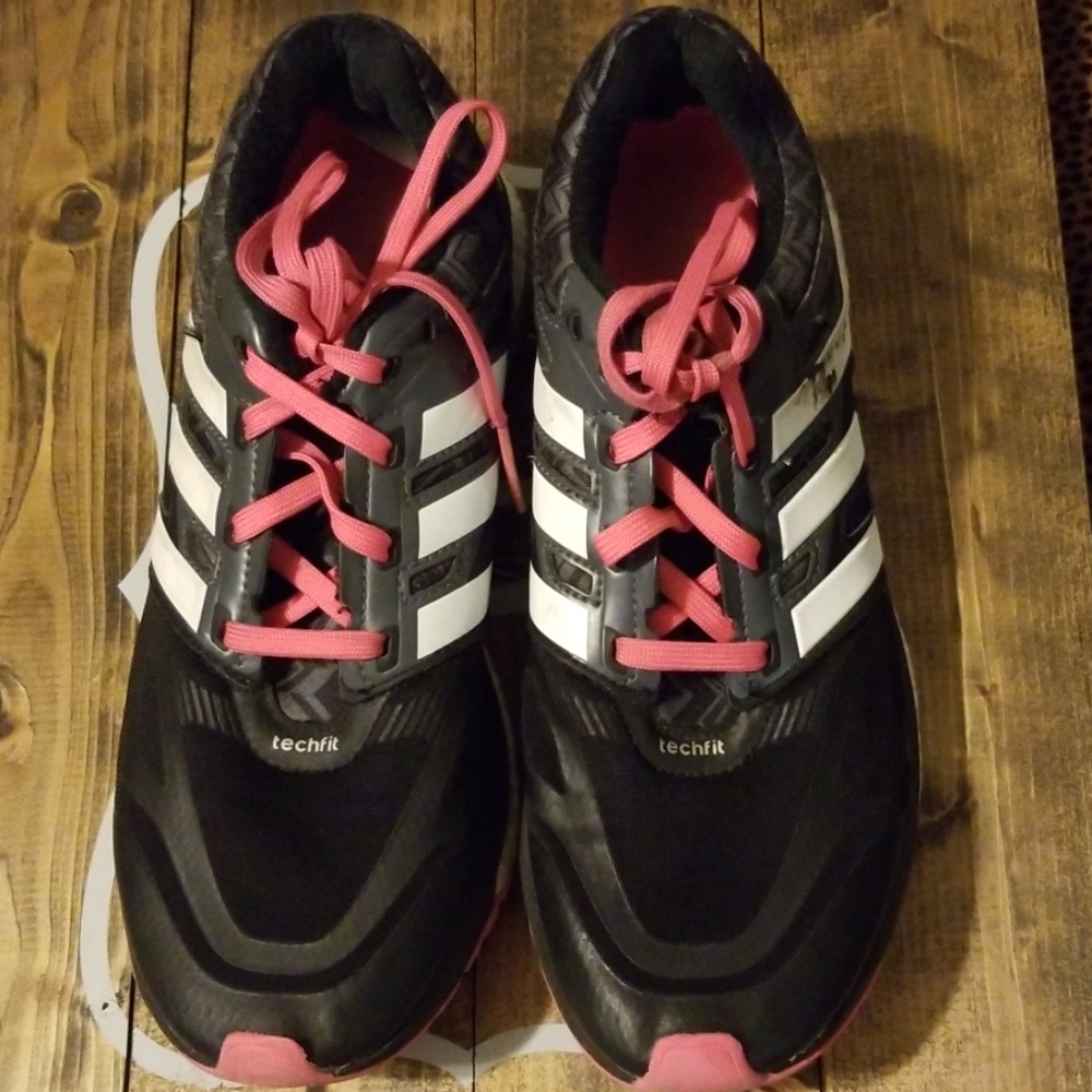 Adidas - Picture 2 of 4